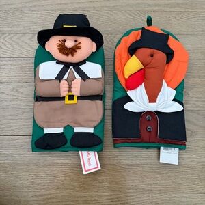 NWT VINTAGE Winfield Trading 3D Thanksgiving Hot Mitts Collectible Oven Mitt Set
